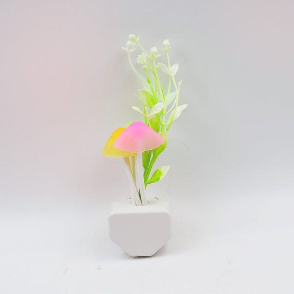 0239A  Fancy Color Changing LED Mushroom Night Light Kids Beautiful Color LED Illumination Automatic On/Off Light Sensor Night Lamp